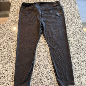 NWT simply Vera verawang faux pebble leather leggings 2X